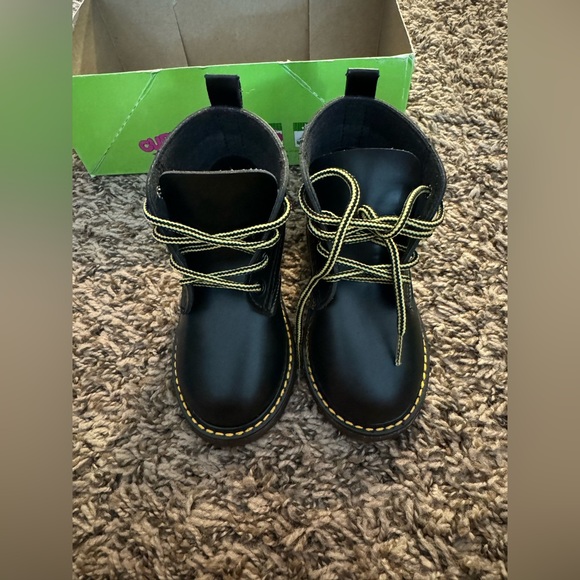 Superoos Black & Yellow Stitch Bootie - Picture 2 of 7